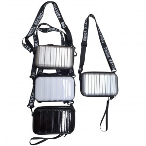 BANDOLERA RIGIDA 18X10 CON TIRA LARGA