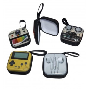 MONEDERO METAL 7X7 CON CIERRE RETRO