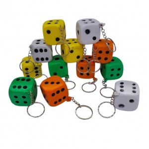 LLAVERO DADO GOMA 3X3CM